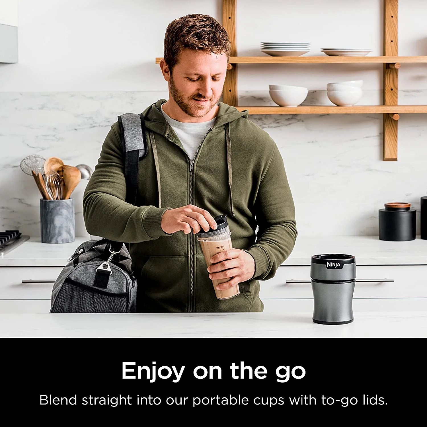 Compact Personal Blender, 900W Motor, Silver L666886