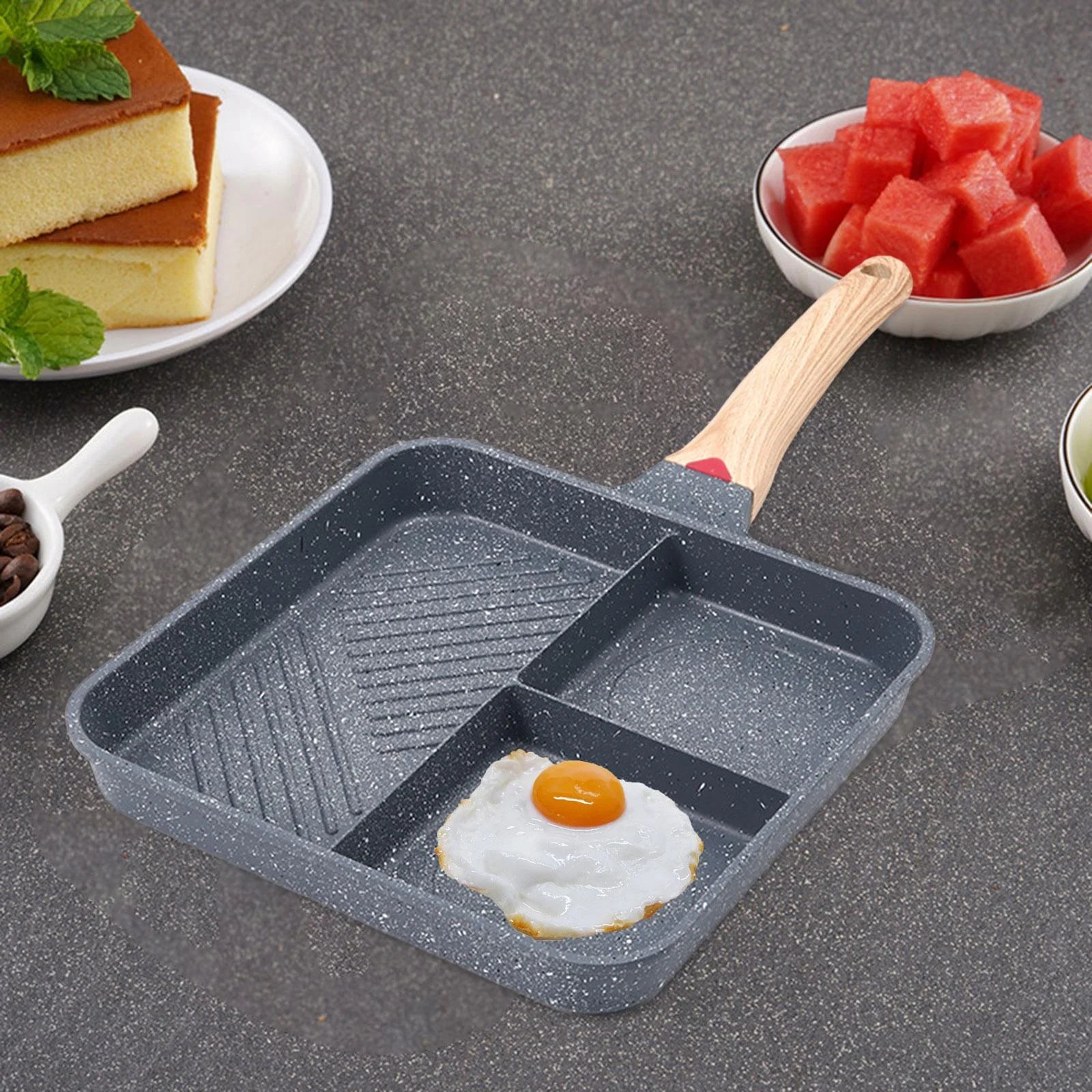 3 Section Nonstick Breakfast Frying Pan C4101