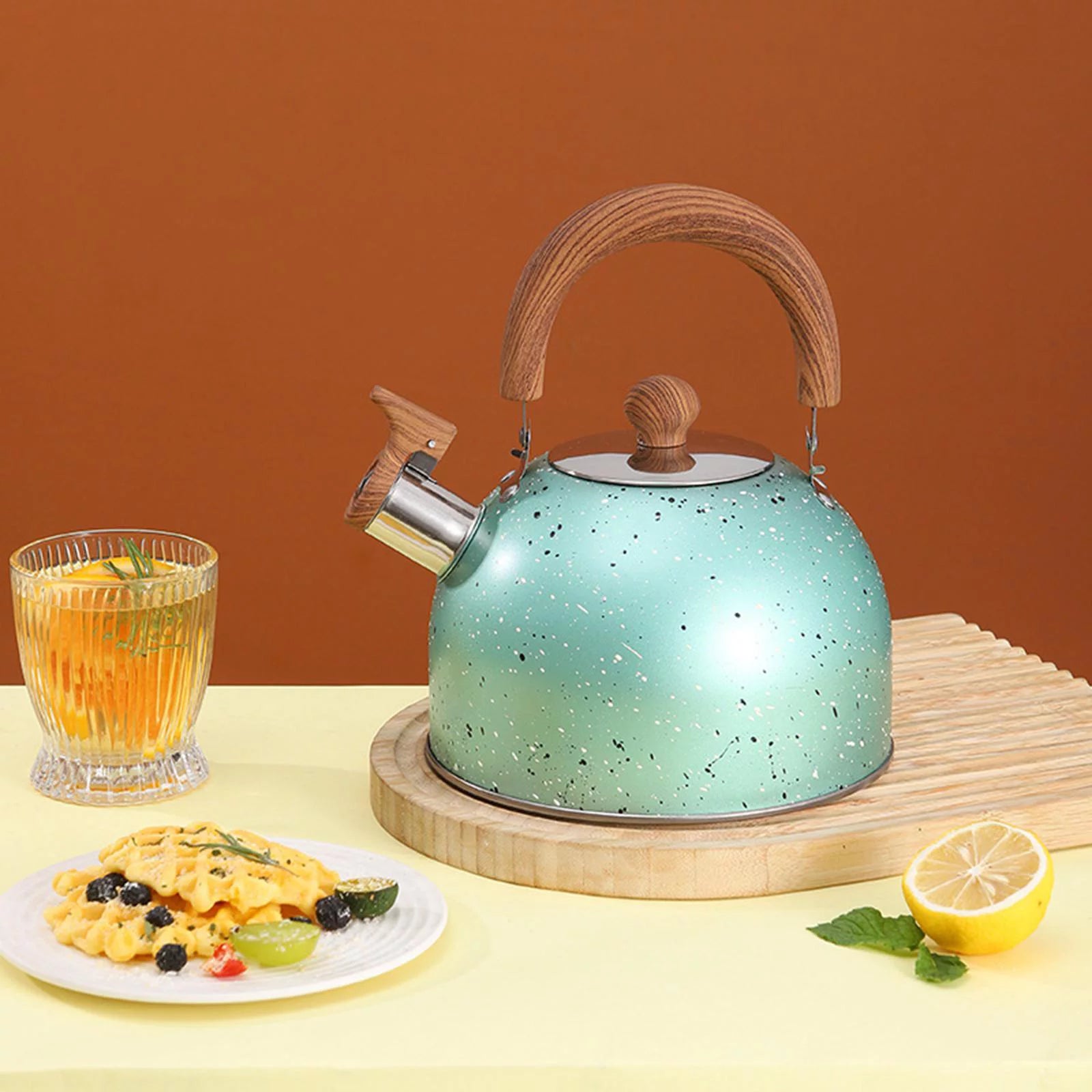 Green Whistling Water Kettle Teapot U4276