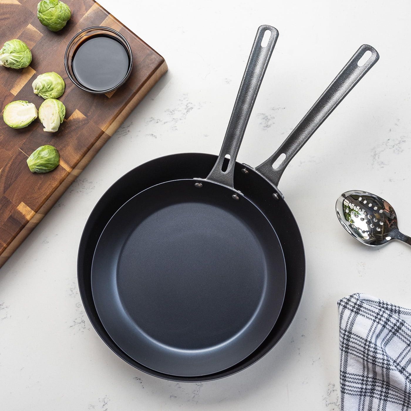 2 Piece Fry Pan Set, 10-Inch & 12-Inch D376320