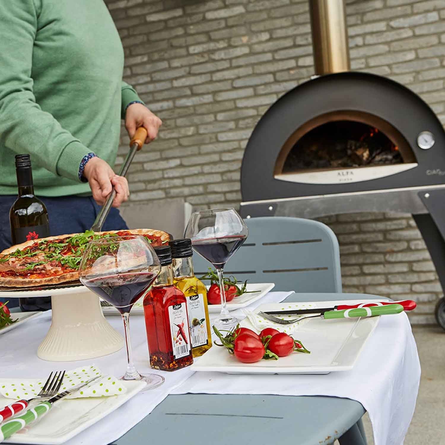 27" Wood Fired Pizza Oven on Base, Silver Gray Z383431