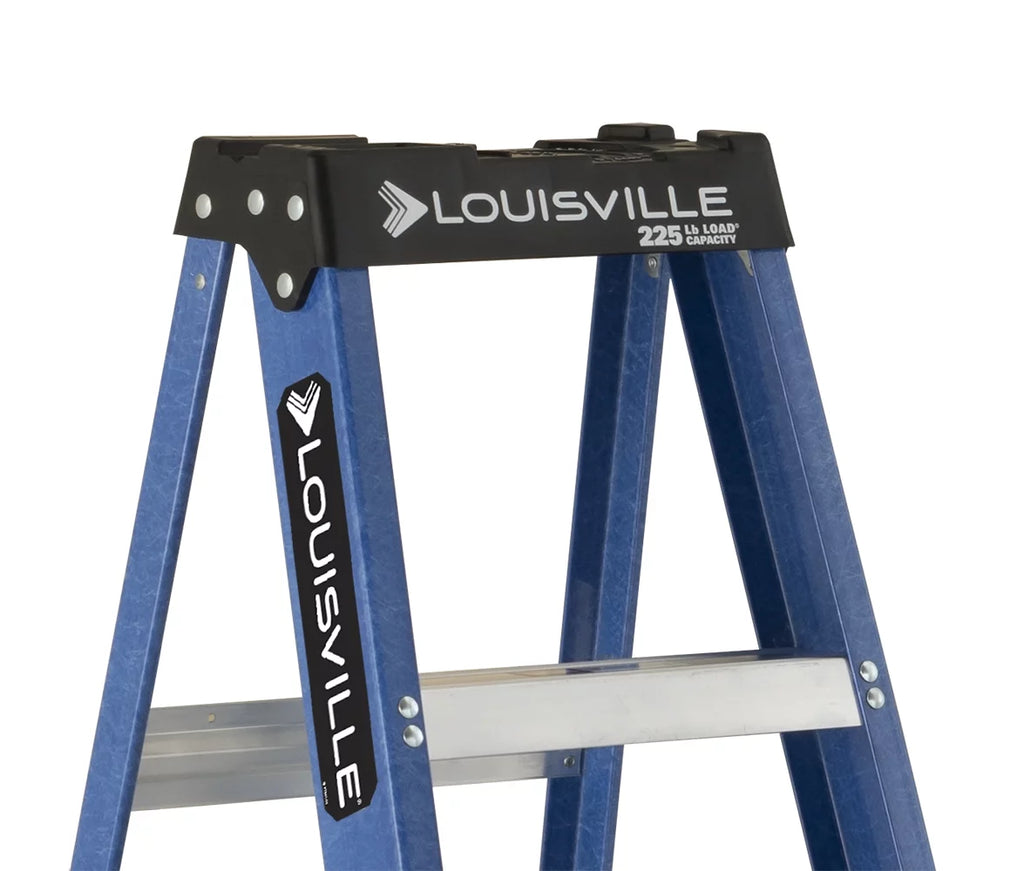 Fiberglass Step Ladder, 6-Foot, 225-lb Capacity P70677