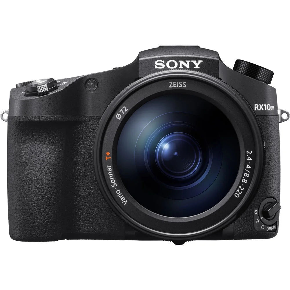 Digital Camera with Extra Battery and LED Light Kit J966