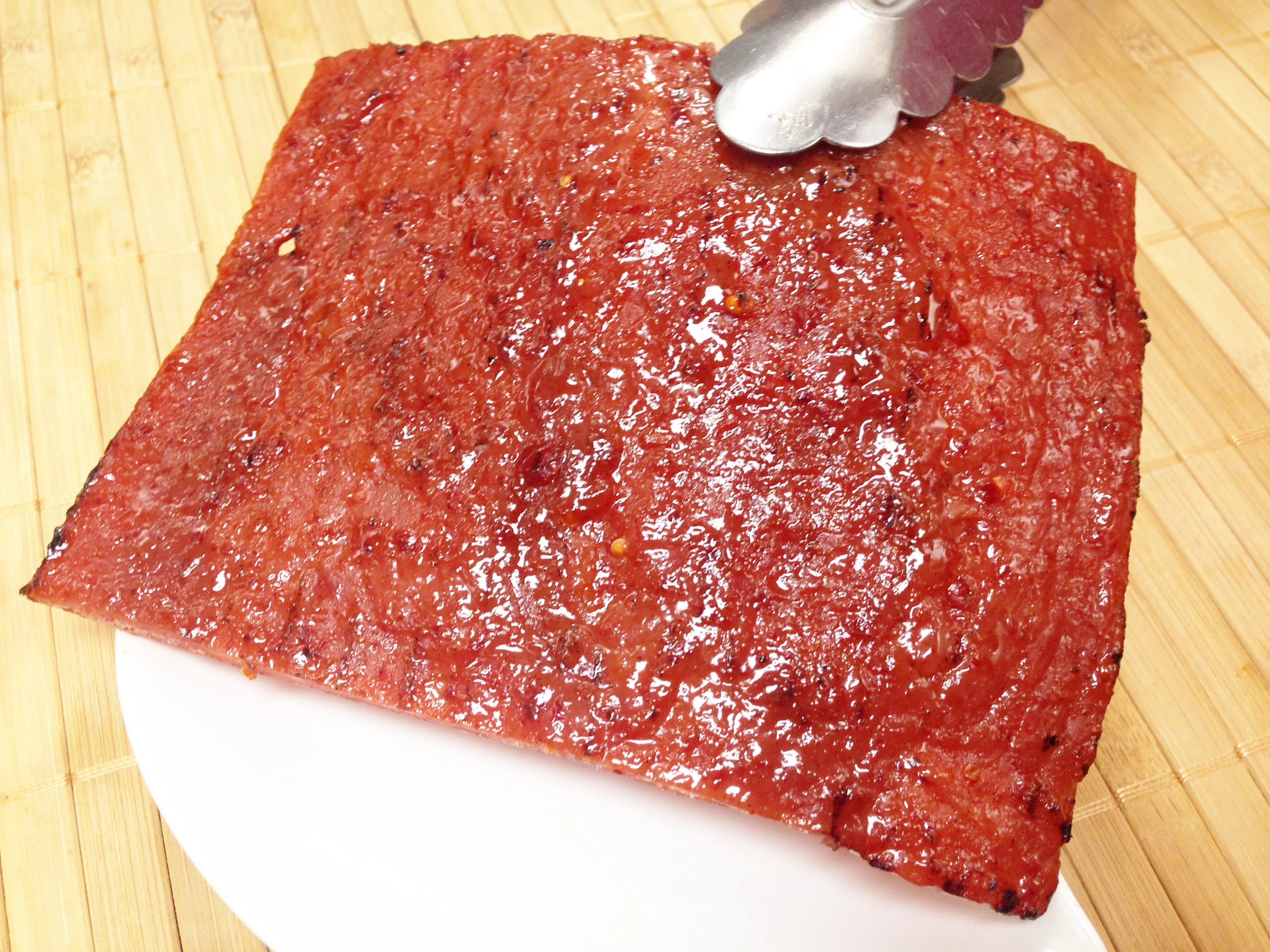 Fire-Grilled Pork Jerky, Spicy, 8 oz V937652