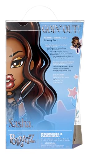 Sasha Fashion Doll with Accessories Q7326