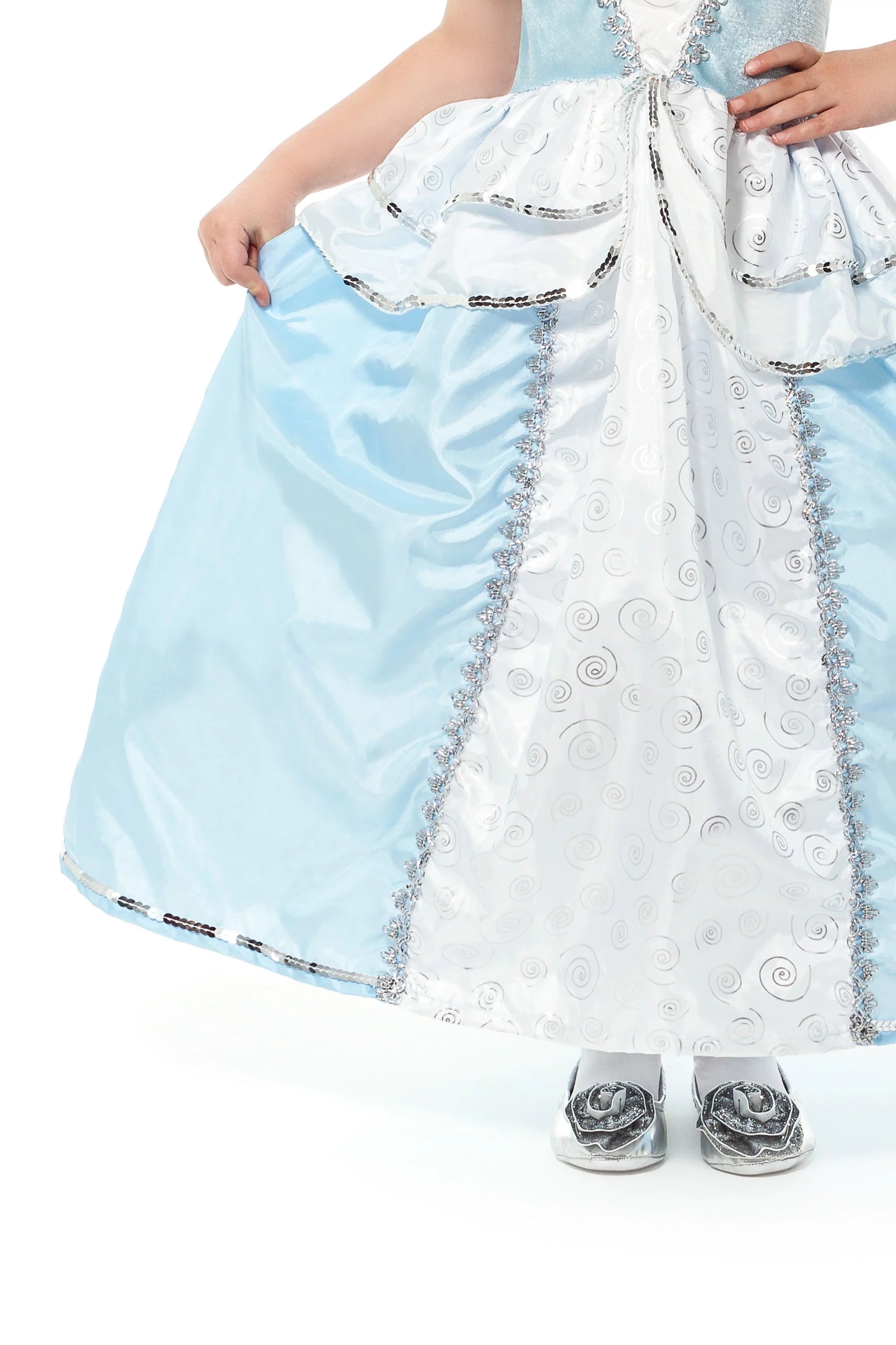 Cinderella Dress R740