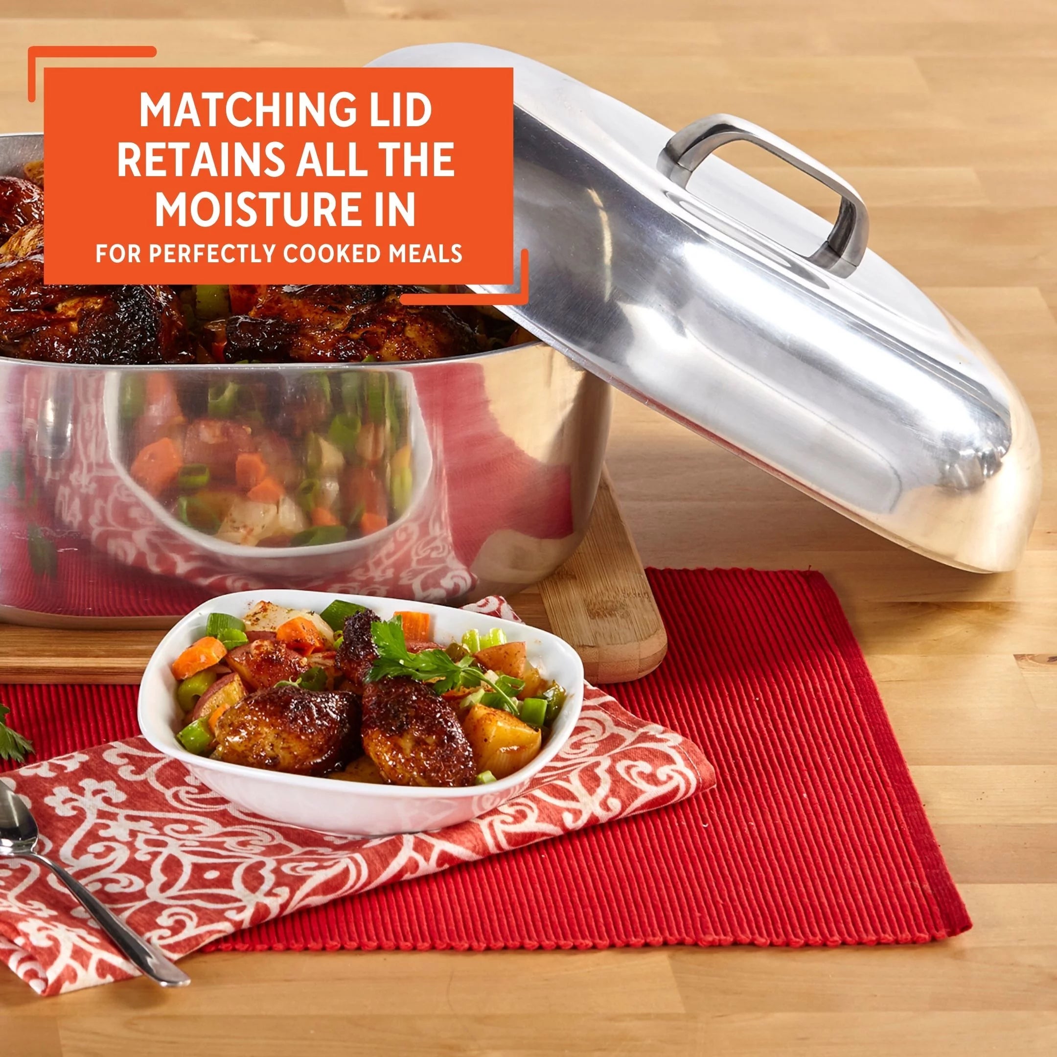 Cast Aluminum Oval Roaster Pan with Lid and Roasting Tray Y649767