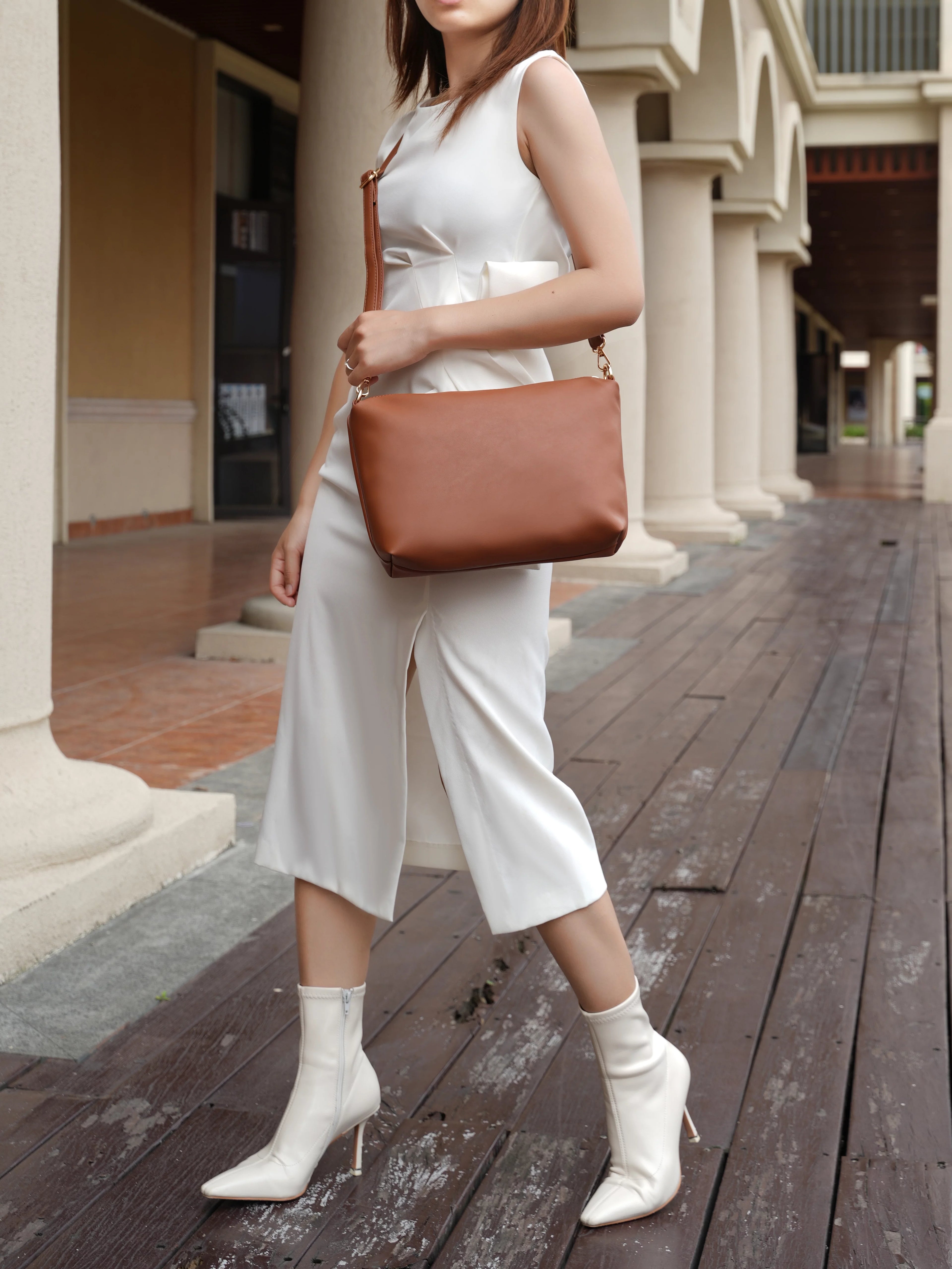 Vegan Leather Women's Shoulder Bag with Crossbody Pouch Z934