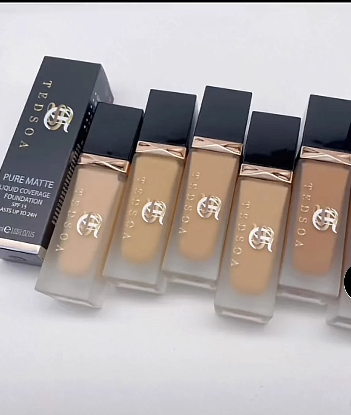Matte Liquid Foundation SPF 15 Oil Free H9673