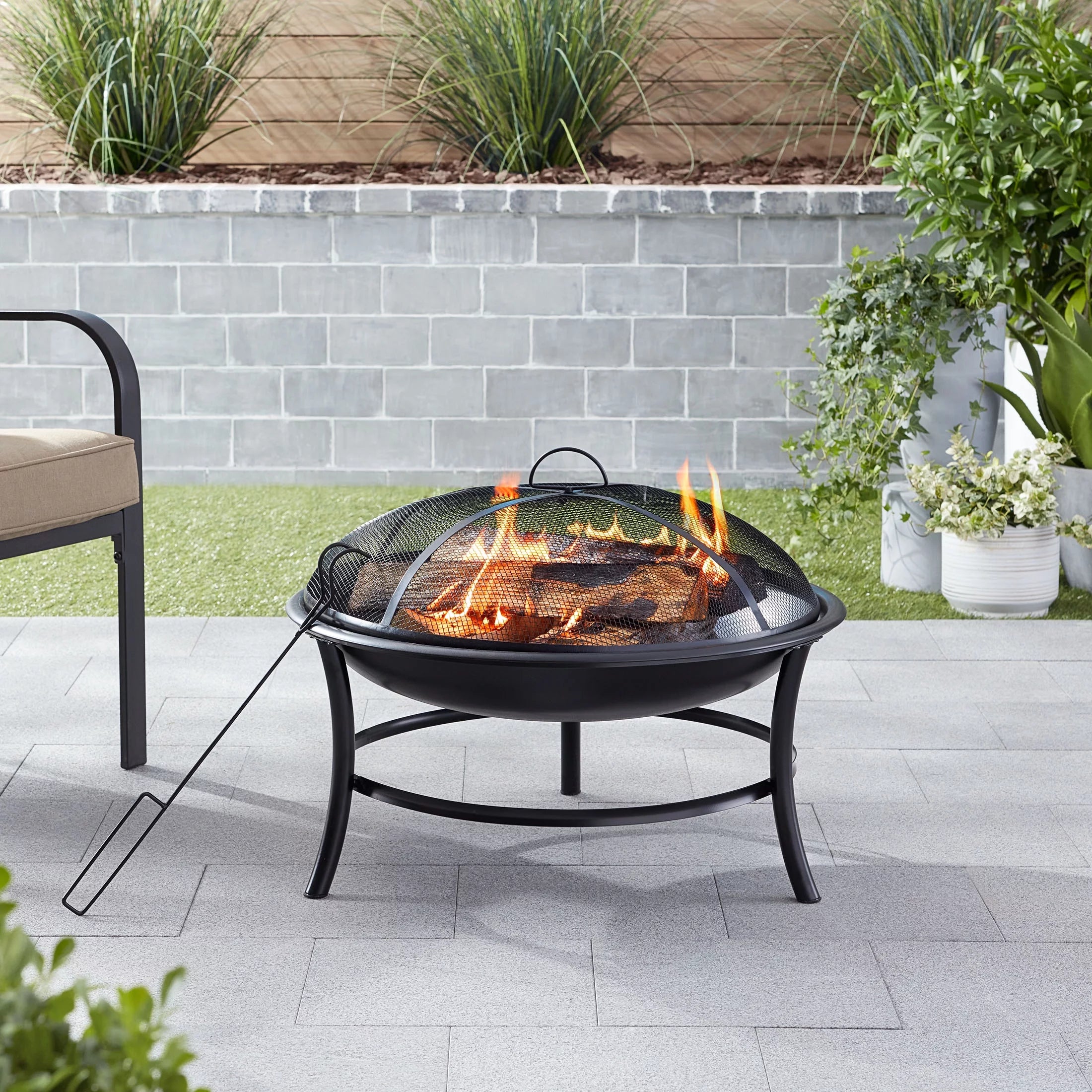 26" Round Iron Outdoor Wood Burning Fire Pit K206701