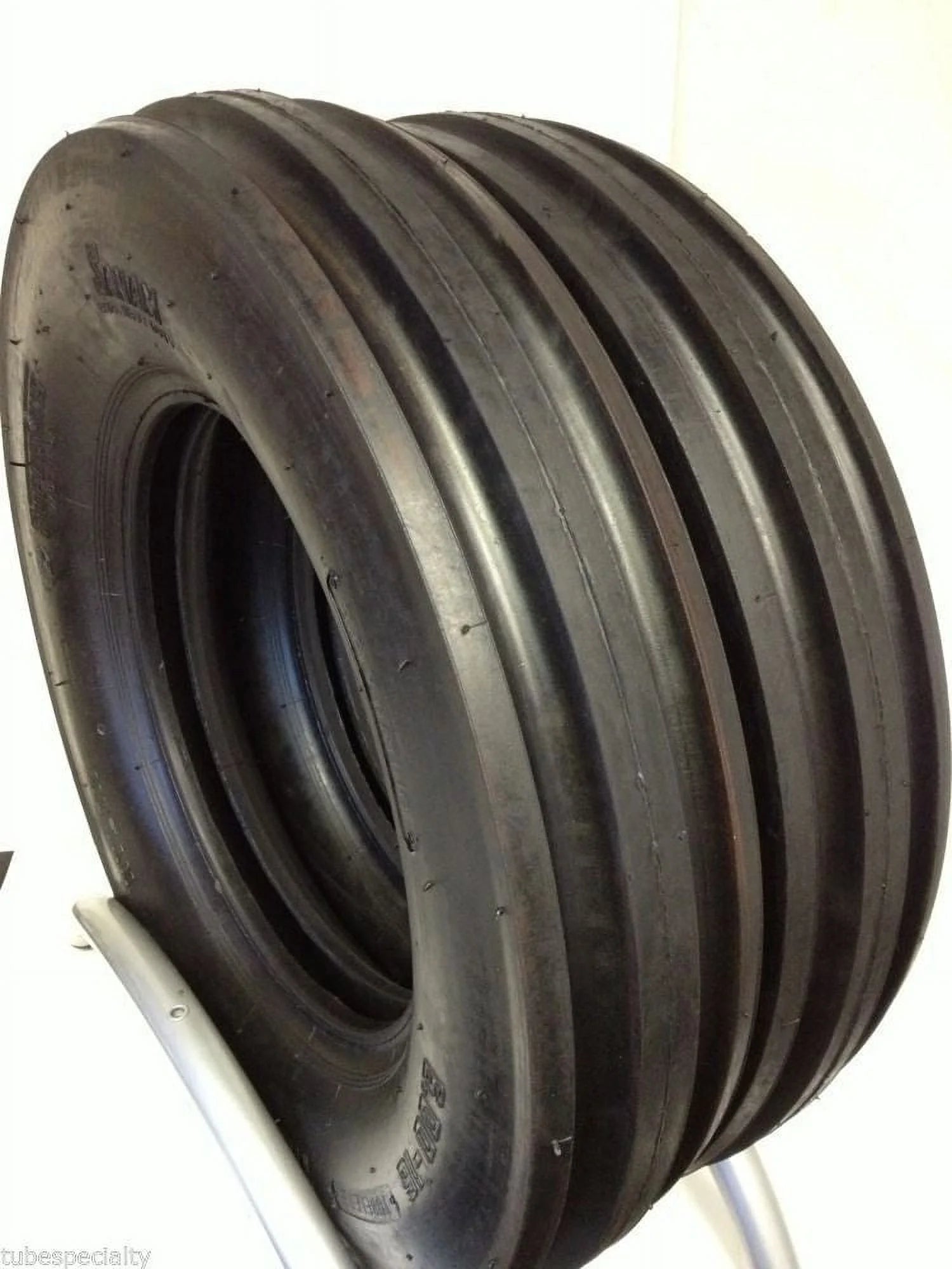 750-16 Heavy Duty Tractor Tires with Tubes, 3 Rib C618