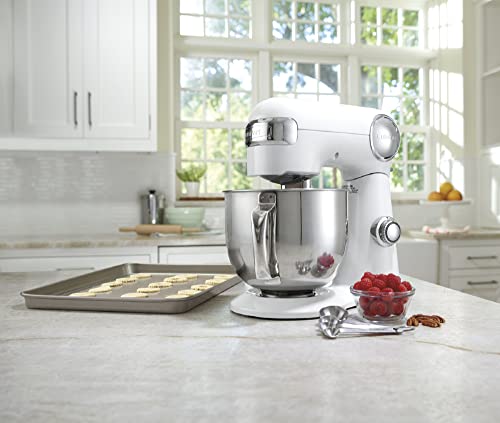 5.5-Quart Digital Stand Mixer with 12 Speeds W145675